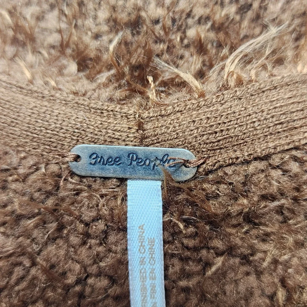 Free People Chocolate Brown Eyelash Sweater Women Small Fuzzy Oversize Soft Cozy